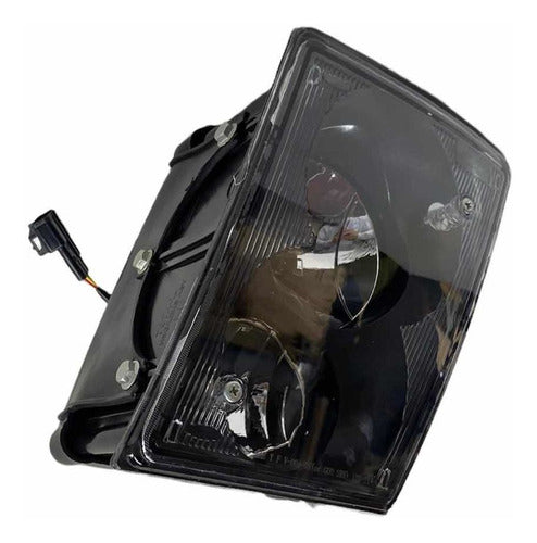 Faro Neblinero Volvo Vnl 3ra Gen Izquierdo 04-15