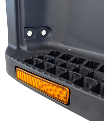 Escalon Superior Isuzu Forward 1100 1400 Gris/ Izquierdo-piloto