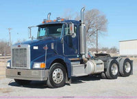 Bisel De Cofre Peterbilt 377 Izquierdo Cromado Nuevo Plateado