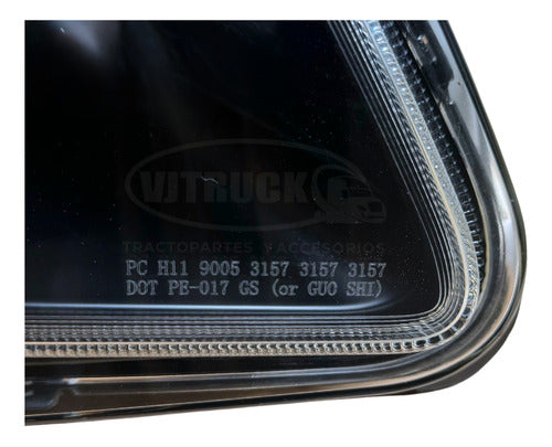 Faro Delantero Peterbilt 579 / 587 Negro