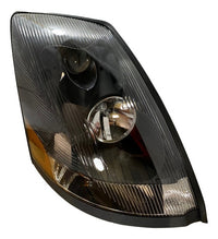 Faro Volvo Vnl 3ra Gen Derecho, Negro