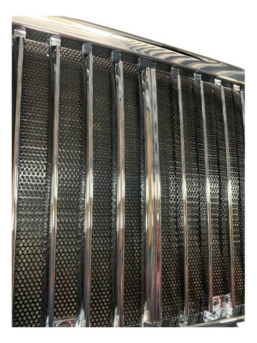 Parrilla De Cofre 7400/7600 International C/mosquitero 01-07 Cromado
